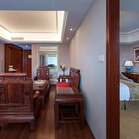 Vienna International Hotel Shaoguan Fengcailou Zewnętrze zdjęcie