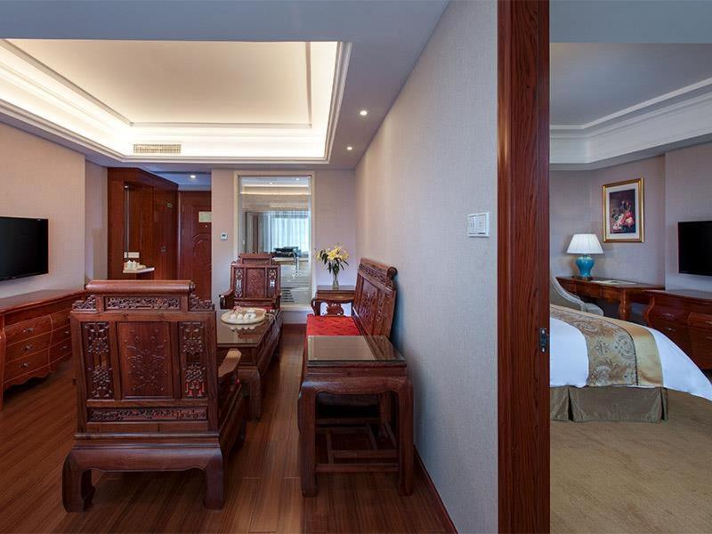 Vienna International Hotel Shaoguan Fengcailou Zewnętrze zdjęcie